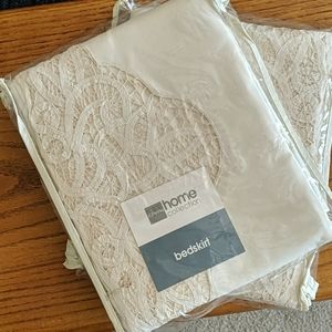 Battenburg Twin Bedskirt